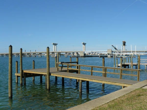 Traditional Dock/Lower Landing
